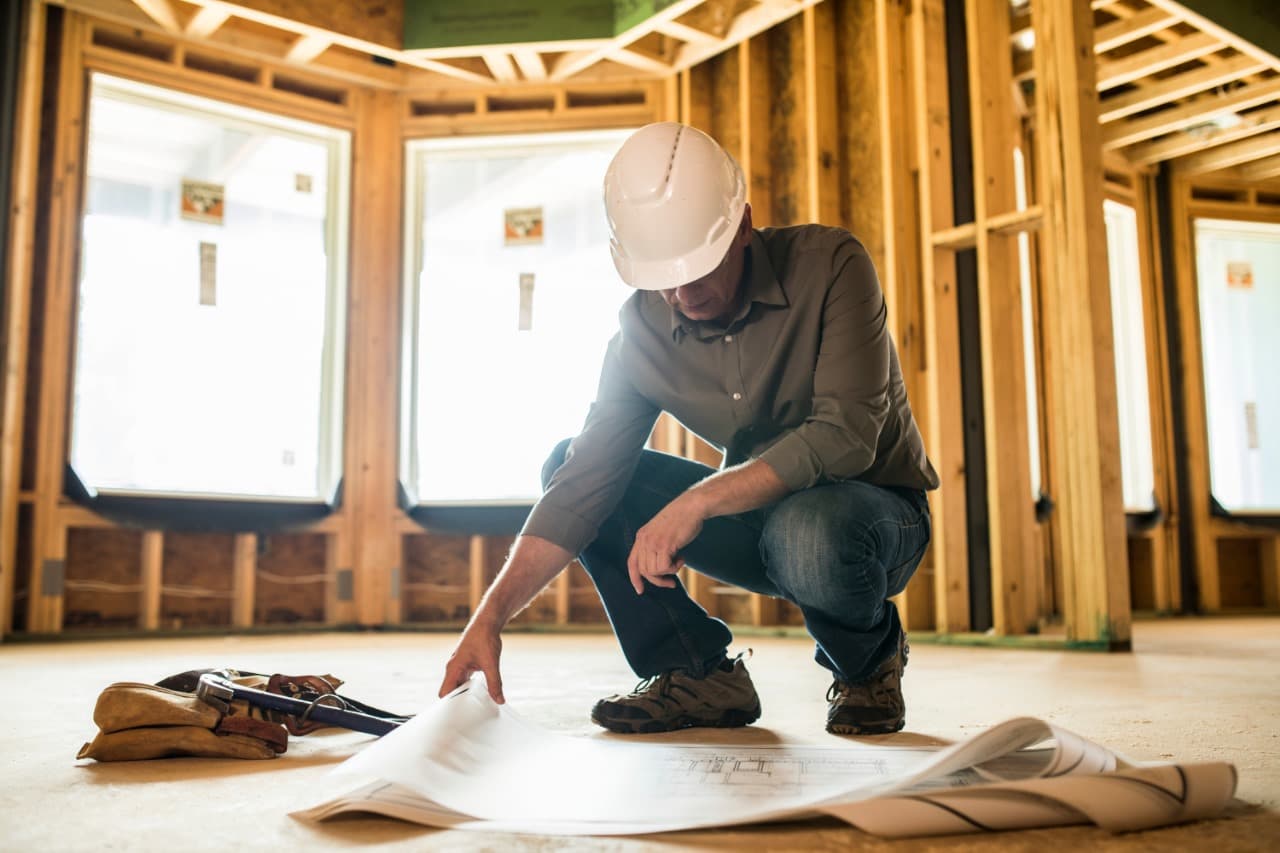 Electrical Apprenticeship vs Electrician Apprenticeship Explained