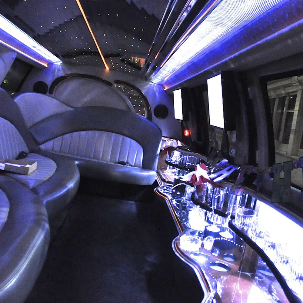 Luxury Car Service from Vancouver to Whistler for Smooth Rides