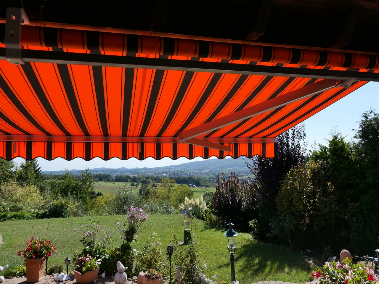 Markise 5m elektrisch als Wetterschutz | ADA-Wintergarten