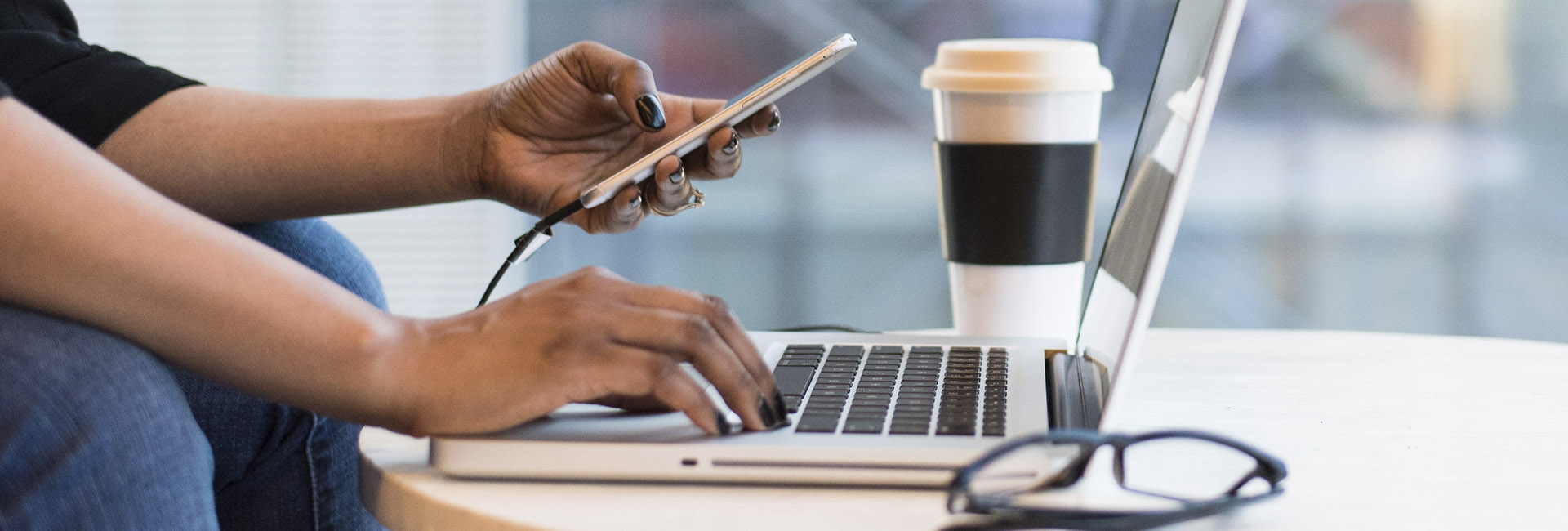 IT Dienstleistungen: Zuverlässiger IT-Support für alle Systeme