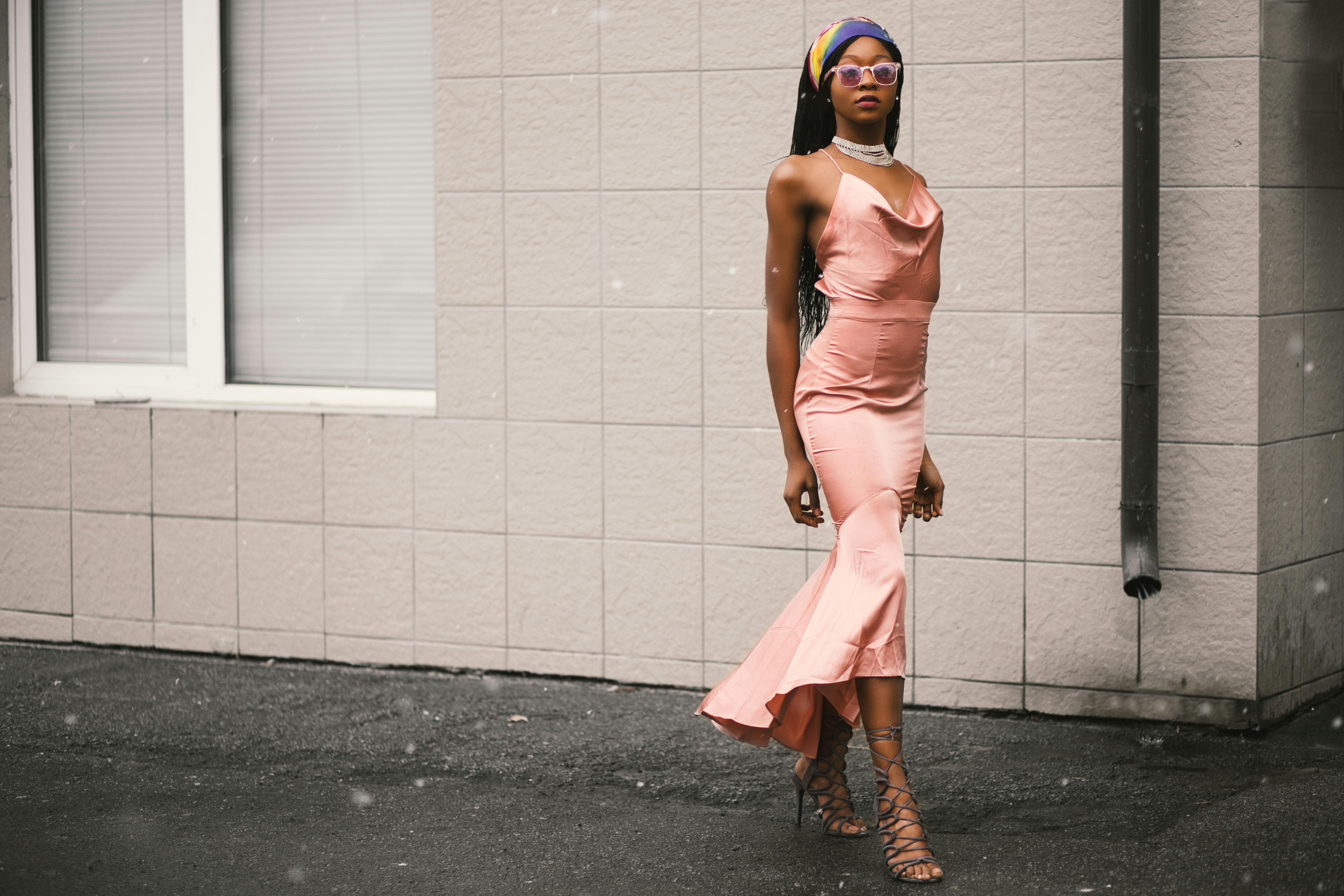 Sublimez votre silhouette avec une robe maxi LOU