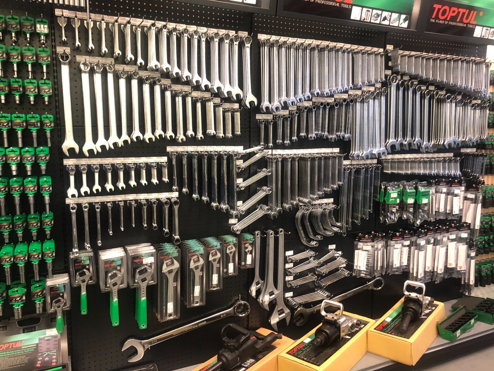 BLAKLADER Black Friday: Offerte Esclusive su Linee Professionali