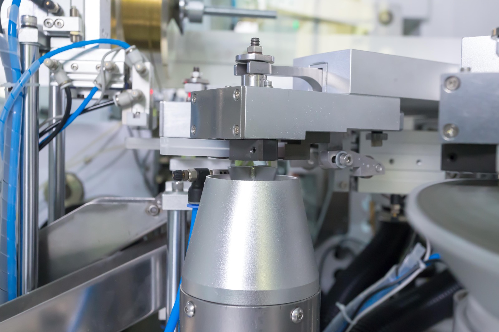 Brush Machine Manufacturer – High-Tech Automation Machines by Meixin Comb Brush Machinery