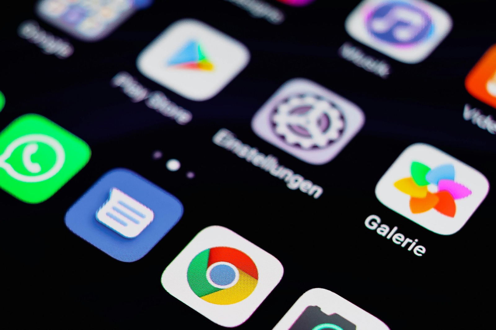 インスタフォロワー買う方法｜初心者でも安全に増やす